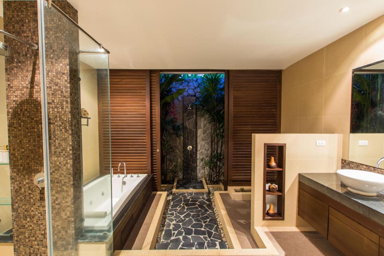 Tulip Pool Villa In Rawai Nai Harn Kültér fotó