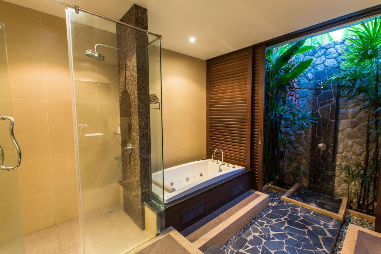 Tulip Pool Villa In Rawai Nai Harn Kültér fotó